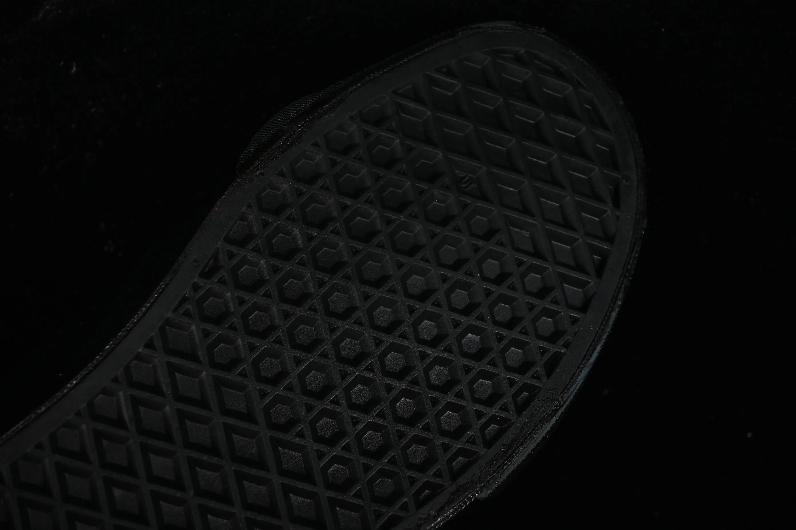All categories Vans Vans series Vans Mid Vans China Vans Sk8-Mid Reissue 83 High-end branch Black Warrior Suede casual retro skateboard shoes VN000CQQBKA